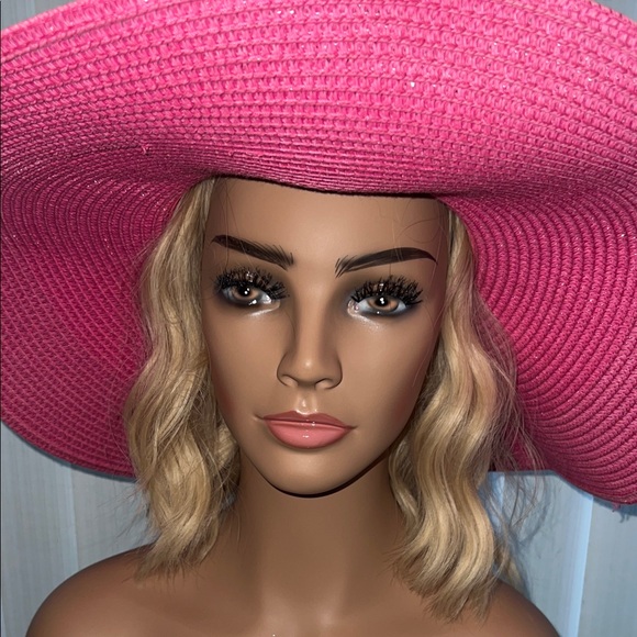 Elegant Pink Wide-Brimmed Hat - Picture 2 of 4